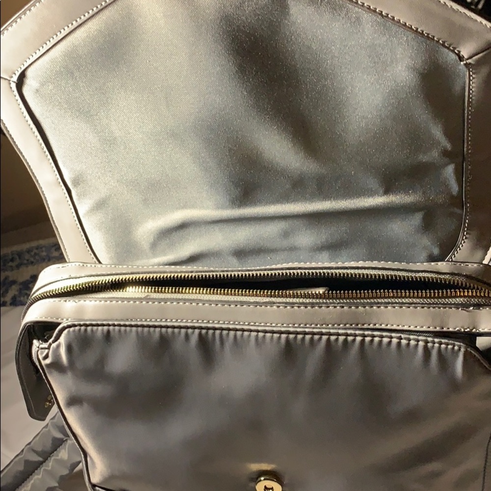 Backpack - Picture 5 of 9
